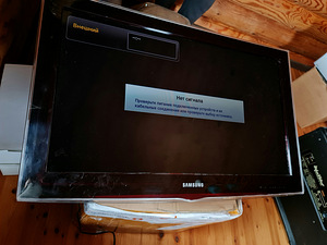 Teler Samsung le32d450g1wxbt (3 foto / 3)