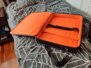 Sülearvuti / läpaka kott (17") (2 foto / 2)