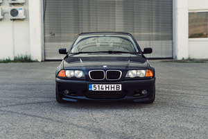 BMW 318i (8 foto / 15)