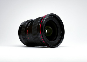 Canon 17-40mm F/4 EF (3 foto / 6)