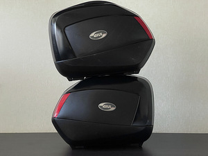GIVI V35 Kohvri komplekt 2tk (4 foto / 8)