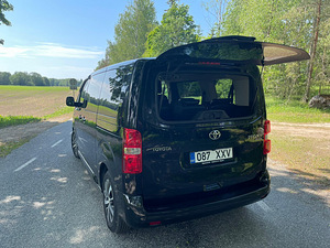 Toyota ProAce Verso 2017a (5 foto / 14)