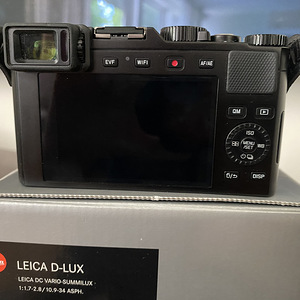 Leica D-Lux (Typ 109) kaamera koos nahast kotiga (2 foto / 3)
