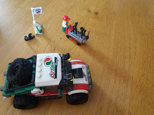 Lego City 4x4 Off Roader (60115) (2 foto / 4)