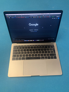 Macbook Pro 2017 Retina - Core i5 2.3 Ghz /8GB (2 foto / 2)