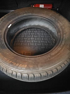 Michelin 215 65 r16 rehve (2 foto / 5)