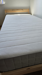 Кровать IKEA 90x200 NEIDEN с матрасом (8 фото из 8)