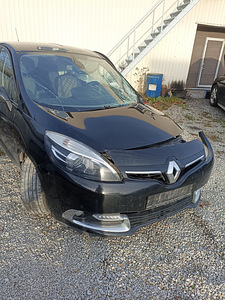 Renault Grand Scenic, varuosad (2 foto / 4)