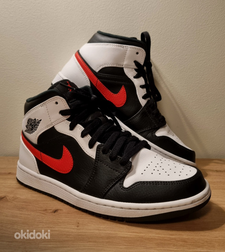 Nike Air Jordan 1 Mid Chile