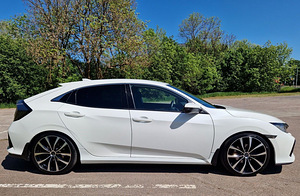 Honda Civic Elegance 1.0 MT (4 foto / 15)