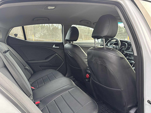 Kia Optima hübriid (5 foto / 6)