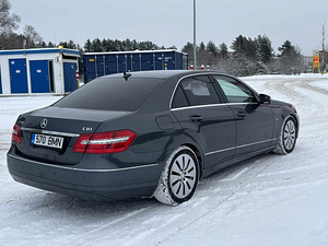 Mercedes Benz E250 (4 foto / 6)