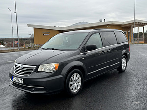 Lancia Voyager (1 фото из 6)