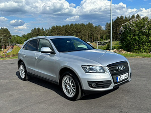 Audi Q5 (2 фото из 8)