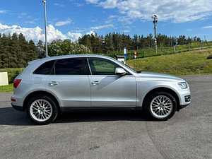 Audi Q5 (6 фото из 8)