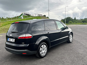 Ford S-MAX (3 foto / 6)