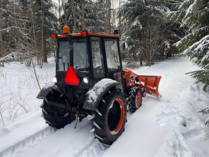 KUBOTA L245DT + LISASEADMED (3 foto / 10)
