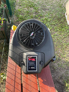 Новый! Двигатель Briggs & Stratton V-Twin 23.0HJ (2 фото из 7)