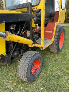 Väiketraktor Hakotrac 490 (6 foto / 8)