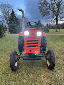 VÄIKETRAKTOR XiNGTAI 12HP (2 foto / 10)