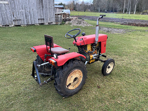 VÄIKETRAKTOR XiNGTAI 12HP (4 foto / 10)