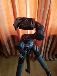 Statiiv Manfrotto 190XB+head 460MG (2 foto / 4)