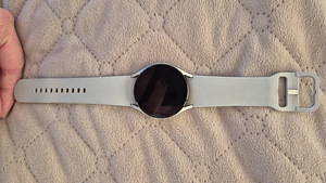 Galaxy watch 5, 40 mm, gps, 5ATM (6 foto / 7)