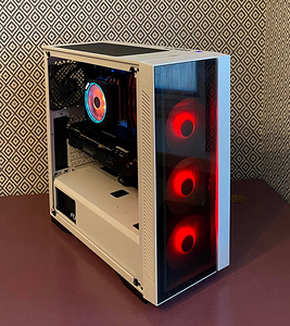 RTX 2070 / Ryzen 7 3800X Gaming/Workstation PC (1 foto / 4)