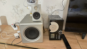 Kompaktne 2.1 kodukino Grundig (3 foto / 3)