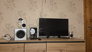 Kompaktne 2.1 muusikakeskus Grundig (2 foto / 3)