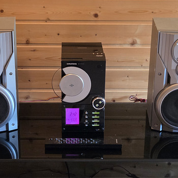 Музыкальный центр Grundig