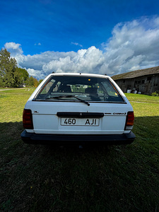 Toyota Carina II (8 foto / 10)