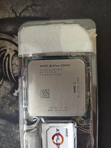 AMD Athlon 200GE, 35Вт, 3.2GHz (Radeon Vega 3 Graphics)