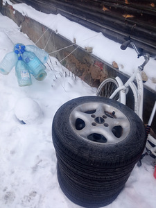 Mazda 323 (3 foto / 5)