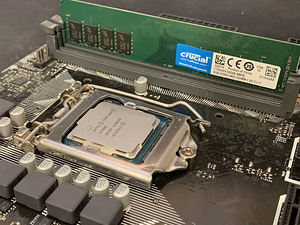 ASUS B250 Mining Expert, Pentium G4600, 8GB Ram (1 foto / 3)
