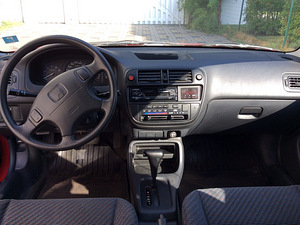 Honda civic (vana, kuid sõidab) vb varuosadeks. paku hinda! (5 foto / 6)