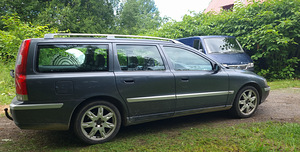 Volvo v70 2.4D 120kw Crome edition (2 foto / 5)