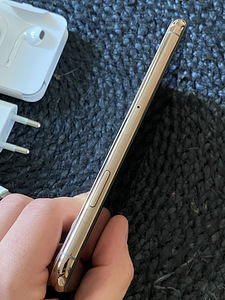 iPhone 11 Pro 64 ГБ, золотой (5 фото из 7)