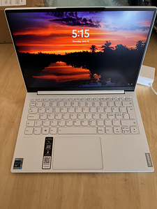 Lenovo yoga slim 7i carbon (2 foto / 3)