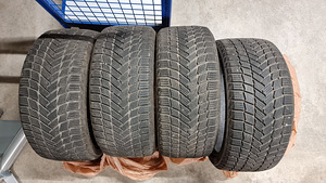 Talverehvid Michelin X-ICE SNOW. 4tk 235/35R19 (8 foto / 8)