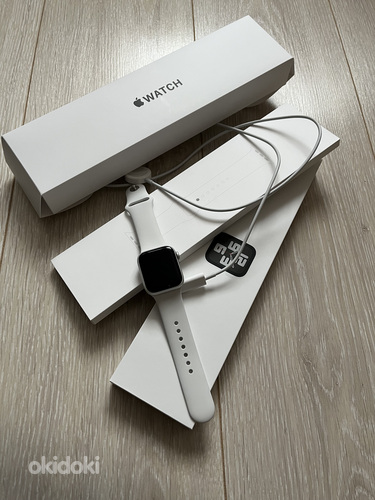 Apple Watch SE 2, GPS + Cellular, 40 мм (фото #1)