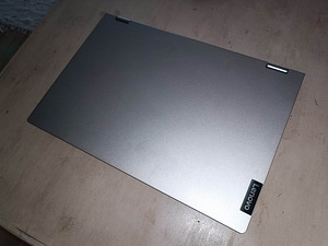 Lenovo IdeaPad C340 (2 foto / 4)