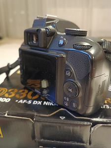 Nikon D3300 + комплект (3 фото из 3)