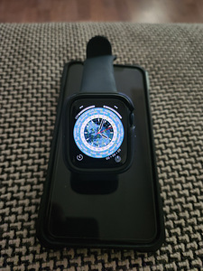 iPhone 11 Pro Max 256 GB ja Apple Watch 6 44mm (4 foto / 5)