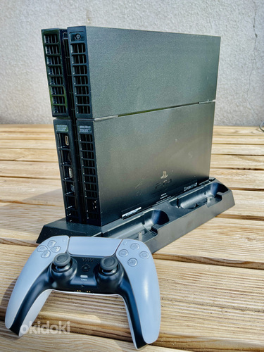Sony PlayStation 4 (фото #3)