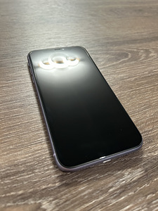 iPhone 11 128 ГБ (2 фото из 4)
