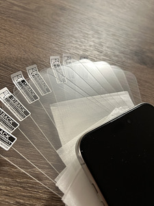 iPhone 15 Pro Max защитные стекла