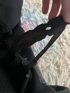 VLONE HOODIE (2 foto / 3)