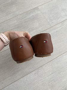 Tommy Hilfiger suurus 36 ja 37 (3 foto / 8)