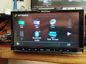 Pioneer Avic-f10BT (3 foto / 10)